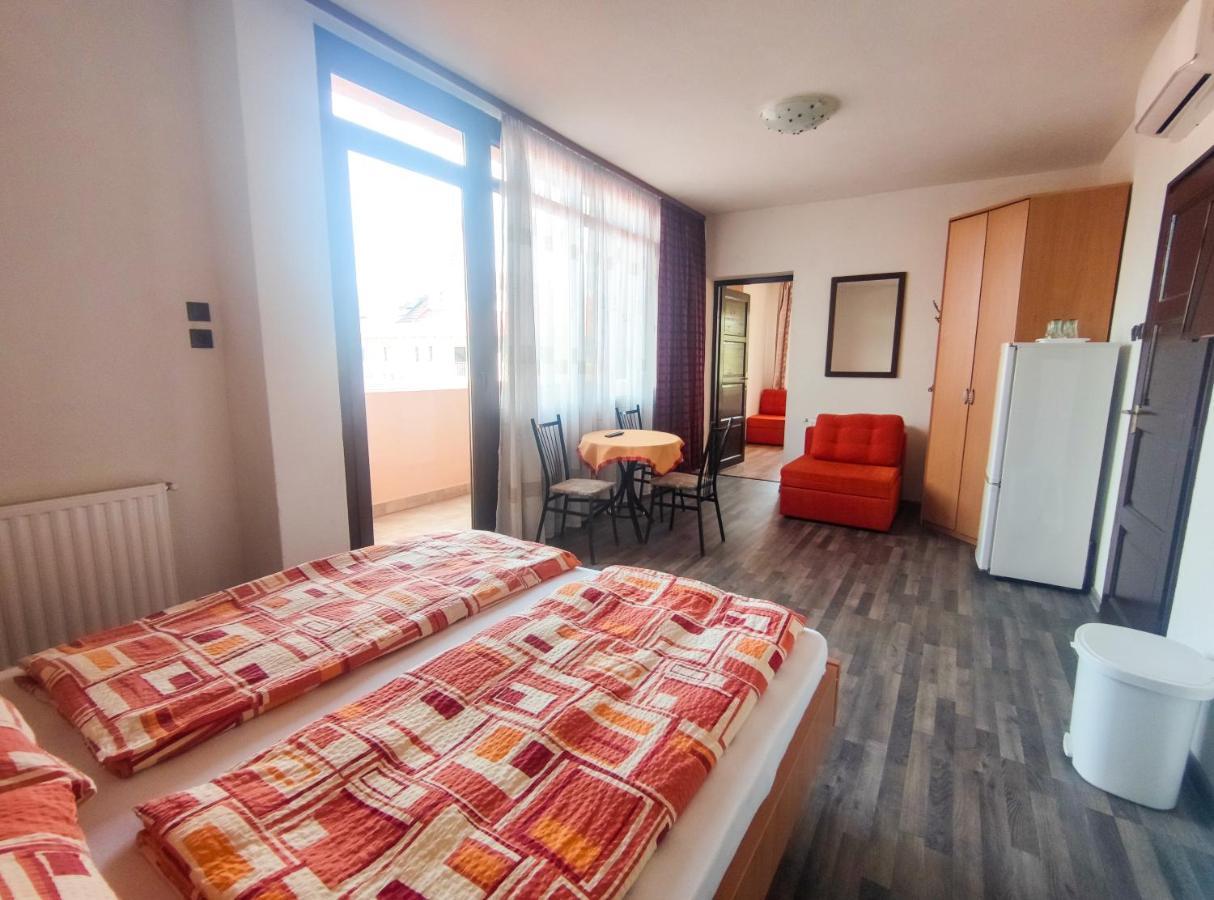 Viktoria Panzio Zamardi Otel Dış mekan fotoğraf