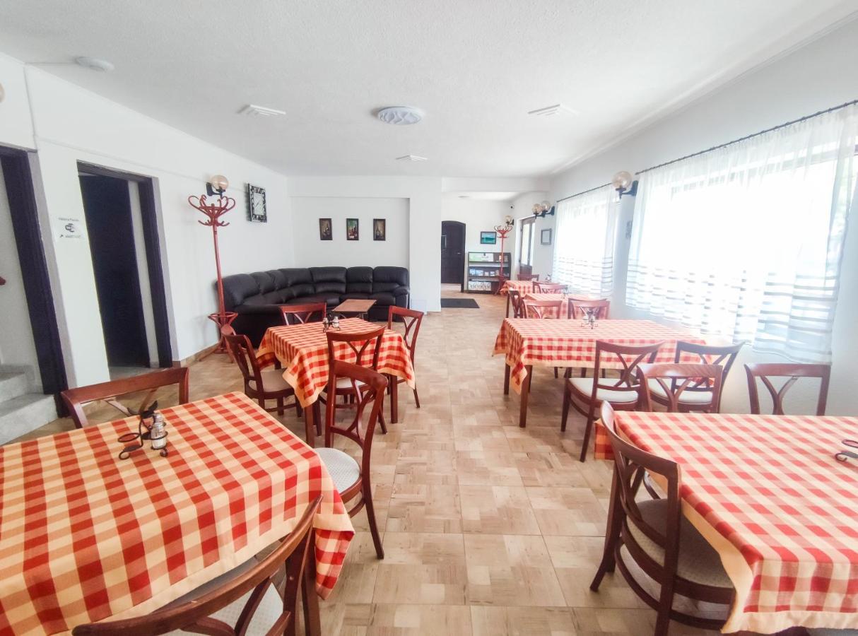 Viktoria Panzio Zamardi Otel Dış mekan fotoğraf